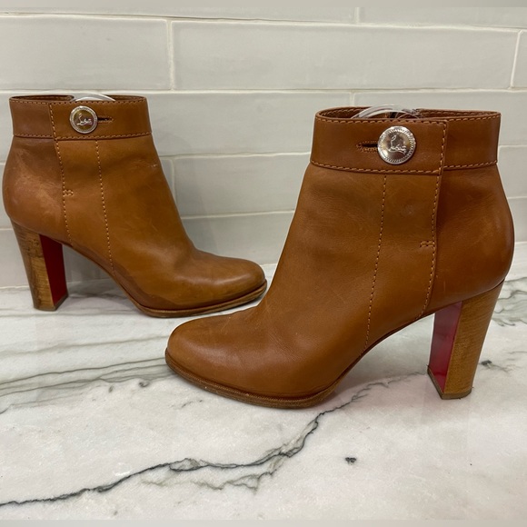 Authentic Rare Christian Louboutin Brown Janis Button Bootie 40 - Picture 2 of 14